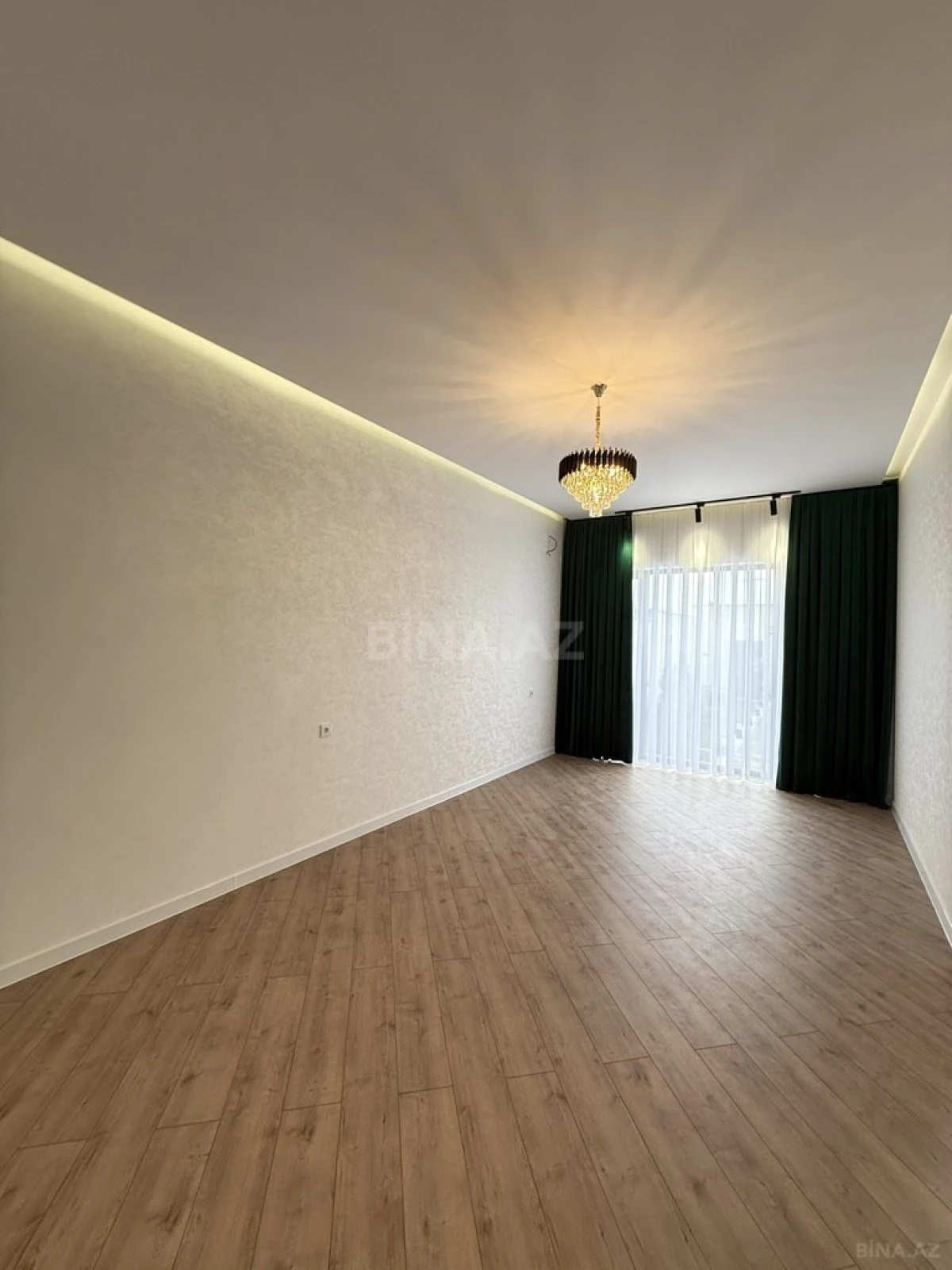 Satılır 4 otaqlı həyət evi 140 m²