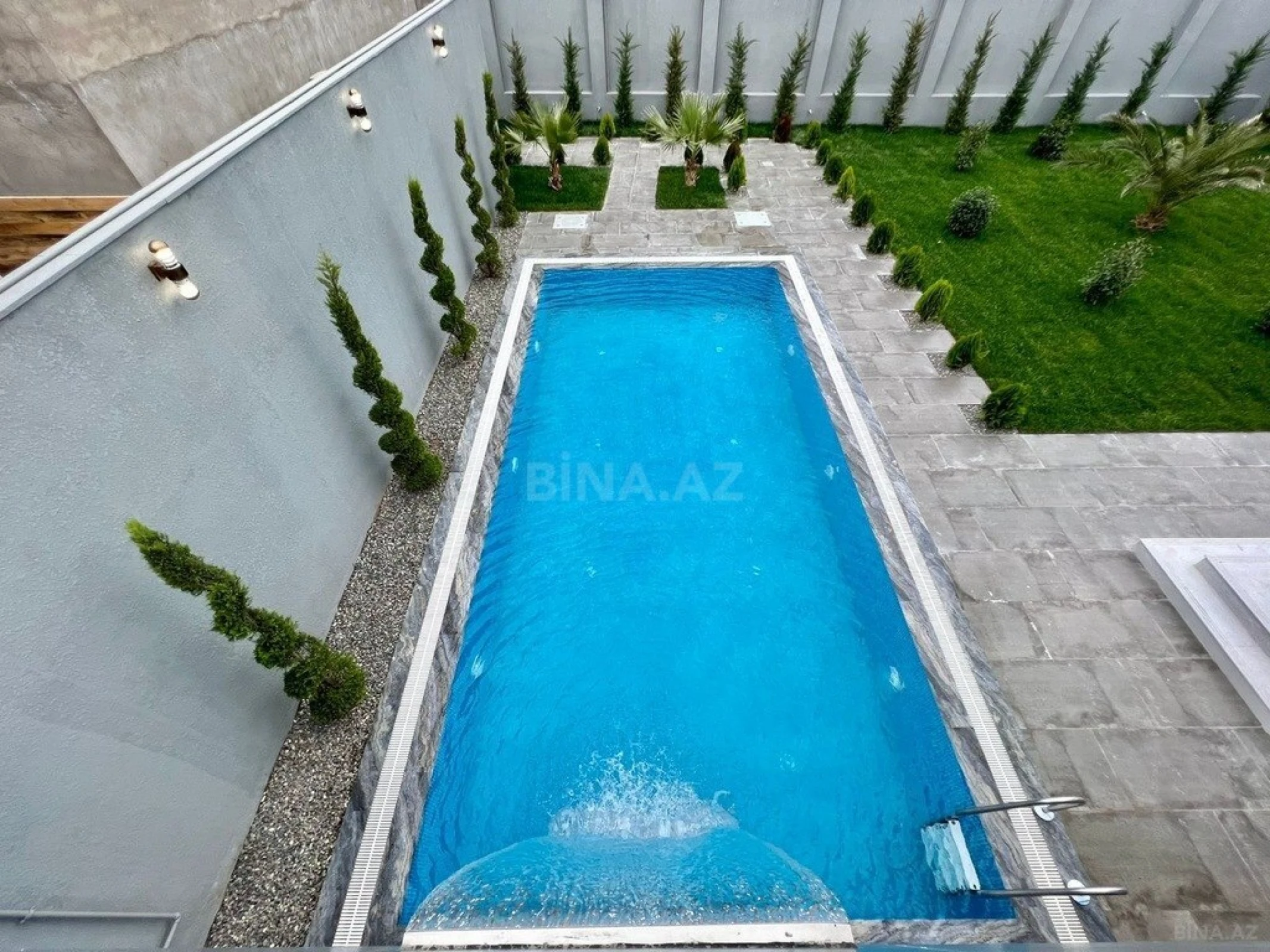 Kirayə verilir 5 otaqlı həyət evi 400 m²