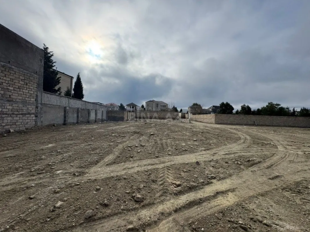 Satılır torpaq sahəsi 12 m²