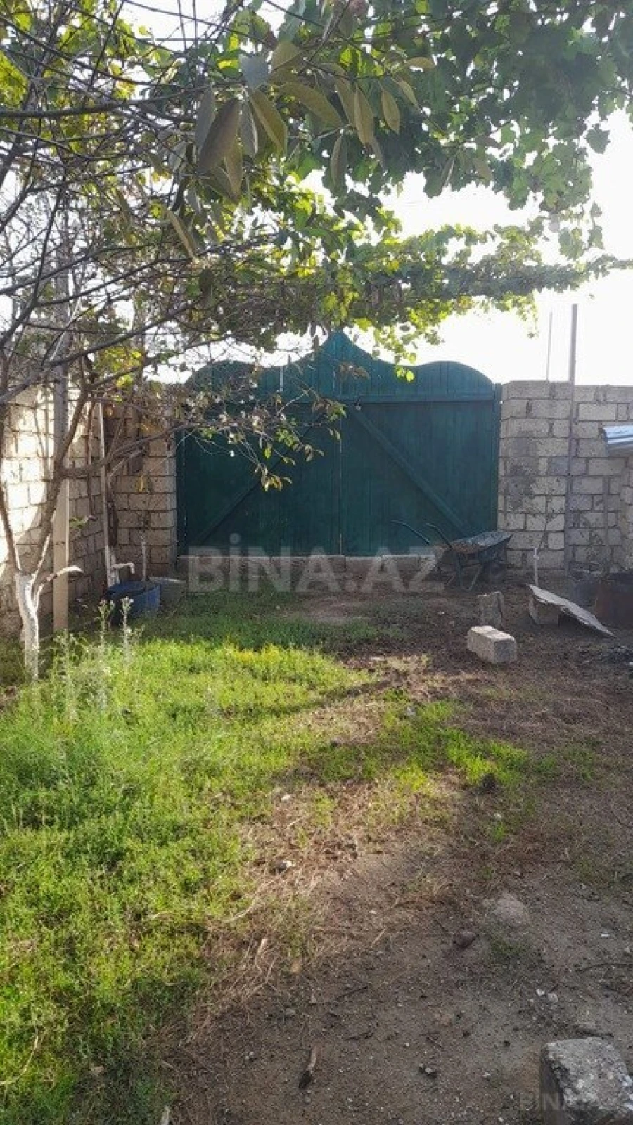 Satılır 3 otaqlı həyət evi 104 m²