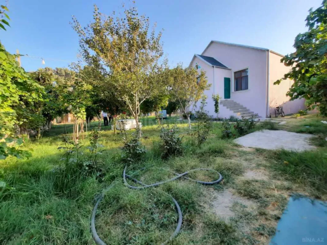 Satılır 3 otaqlı həyət evi 104 m²