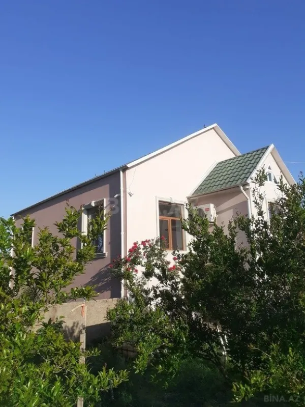 Satılır 3 otaqlı həyət evi 104 m²