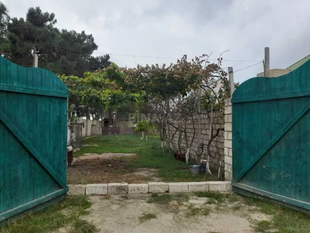 Satılır 3 otaqlı həyət evi 104 m²