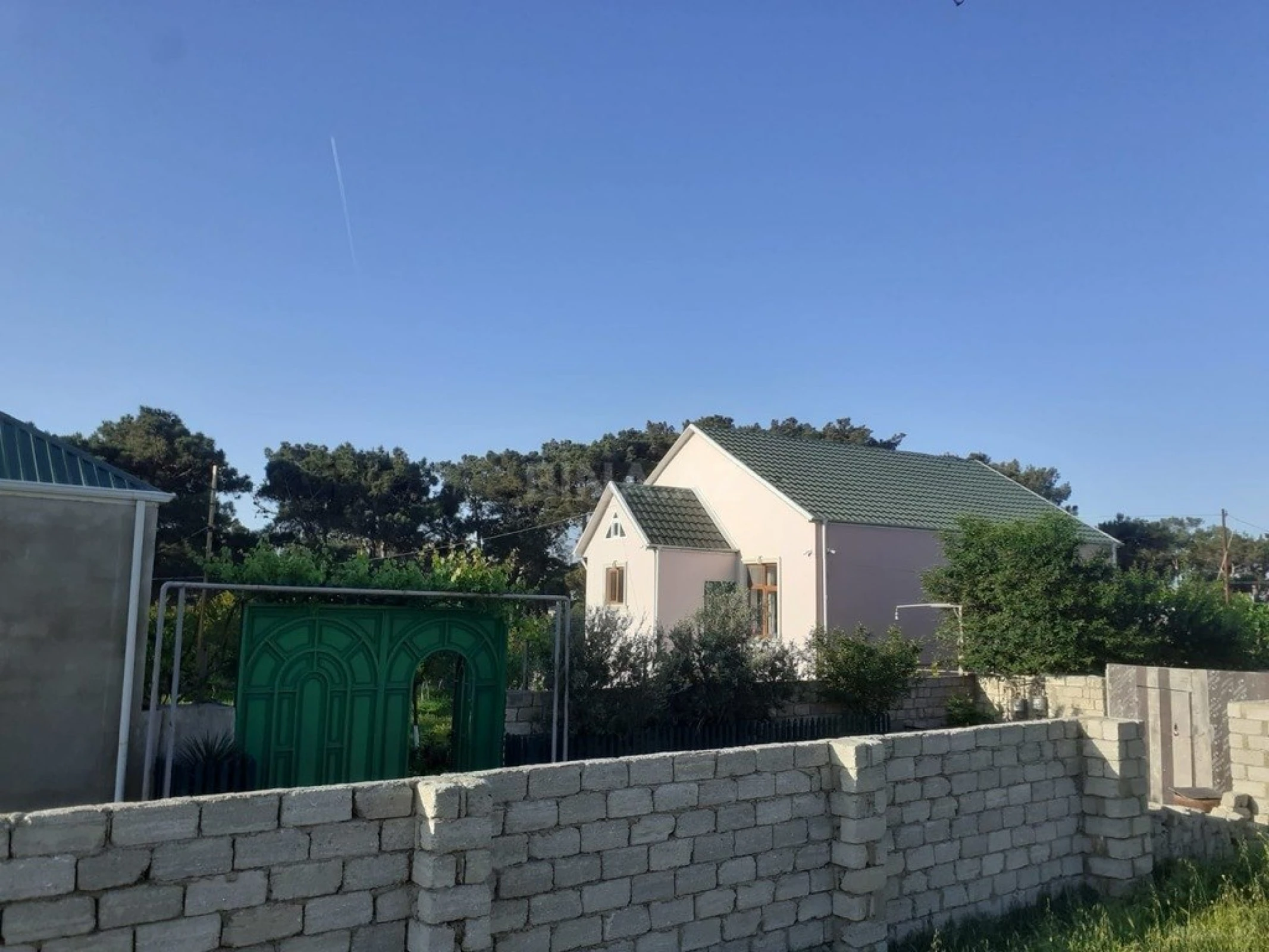 Satılır 3 otaqlı həyət evi 104 m²