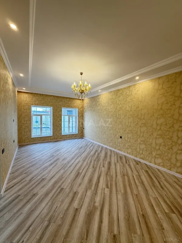 Satılır 4 otaqlı həyət evi 160 m²