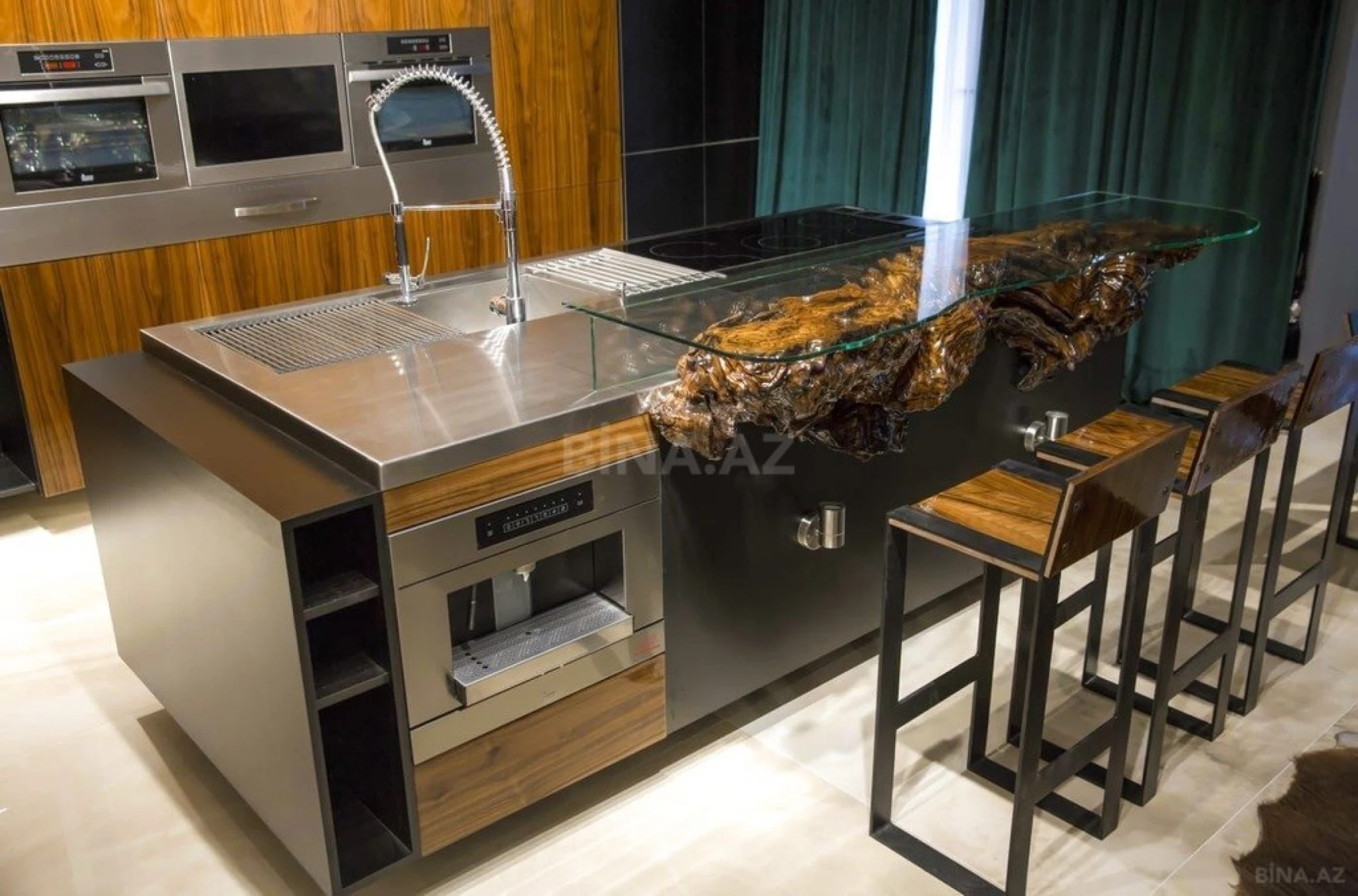 Kirayə verilir 3 otaqlı mənzil 145 m²