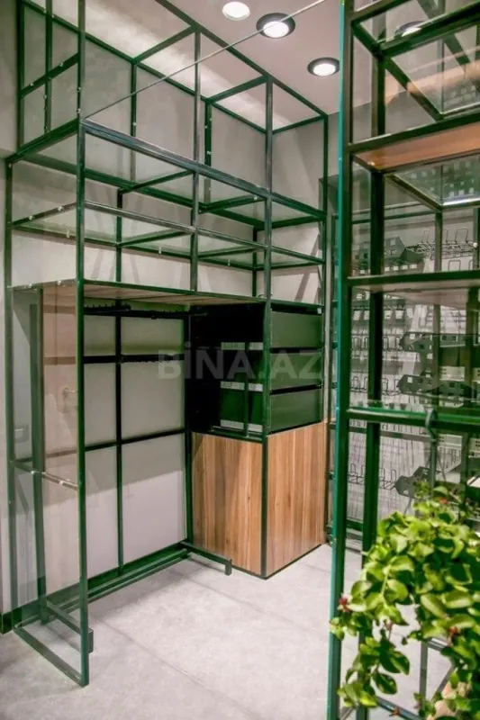 Kirayə verilir 3 otaqlı mənzil 145 m²