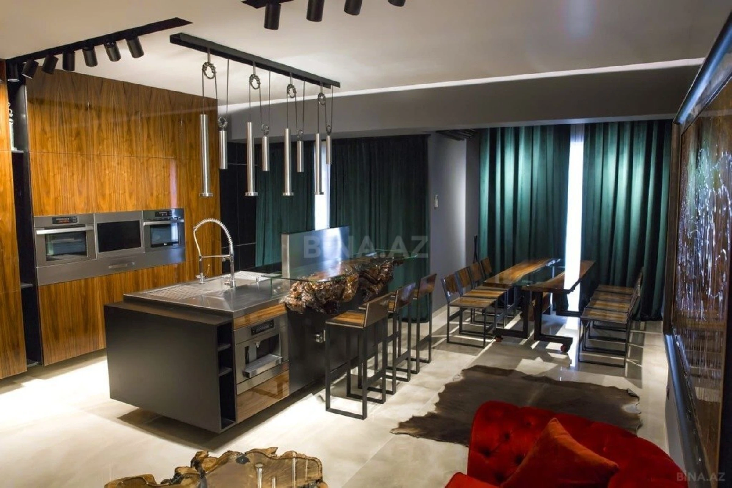 Kirayə verilir 3 otaqlı mənzil 145 m²