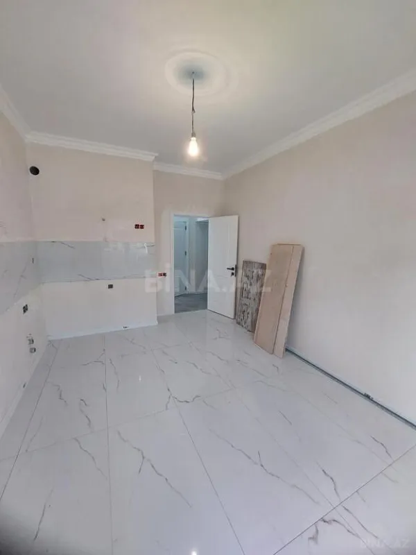 Satılır 3 otaqlı mənzil 115 m²