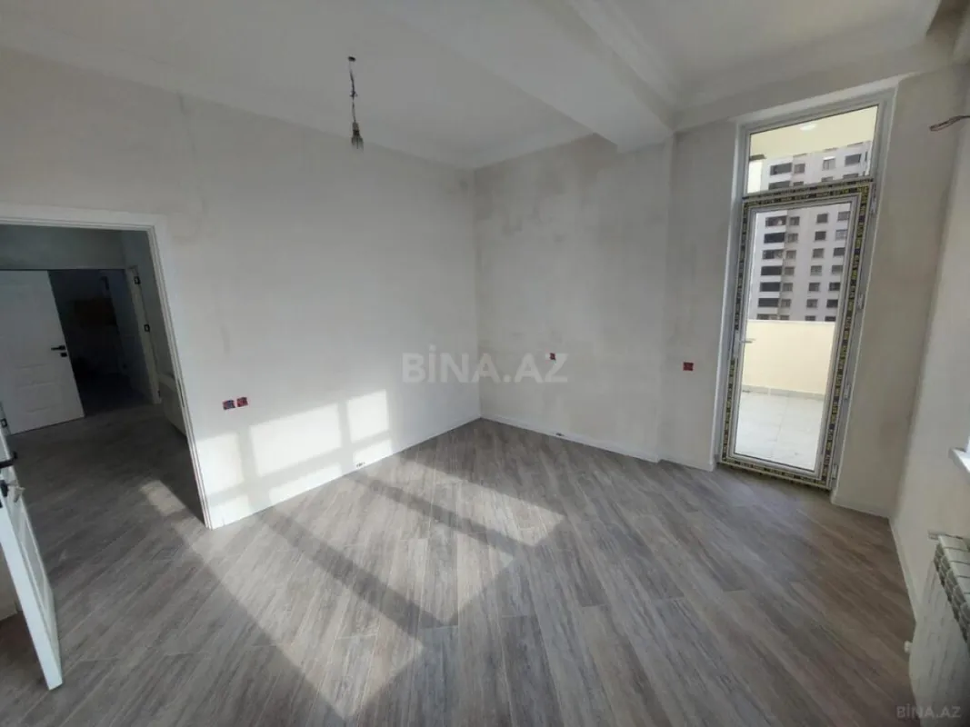 Satılır 3 otaqlı mənzil 115 m²