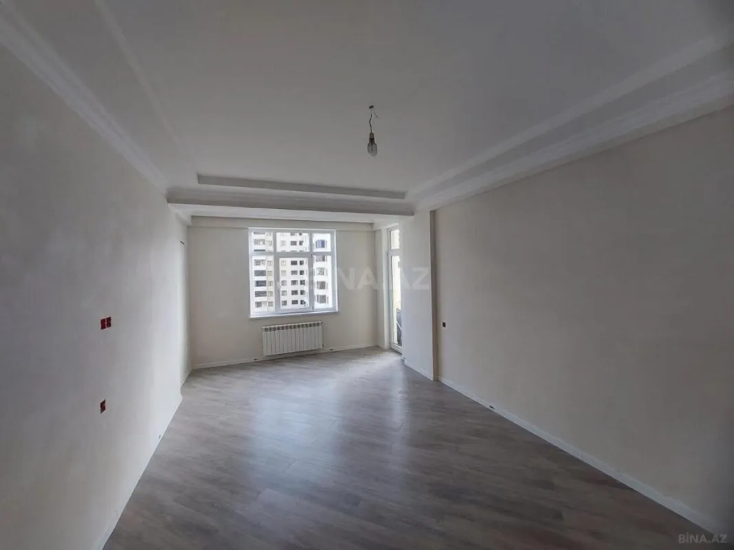 Satılır 3 otaqlı mənzil 115 m²