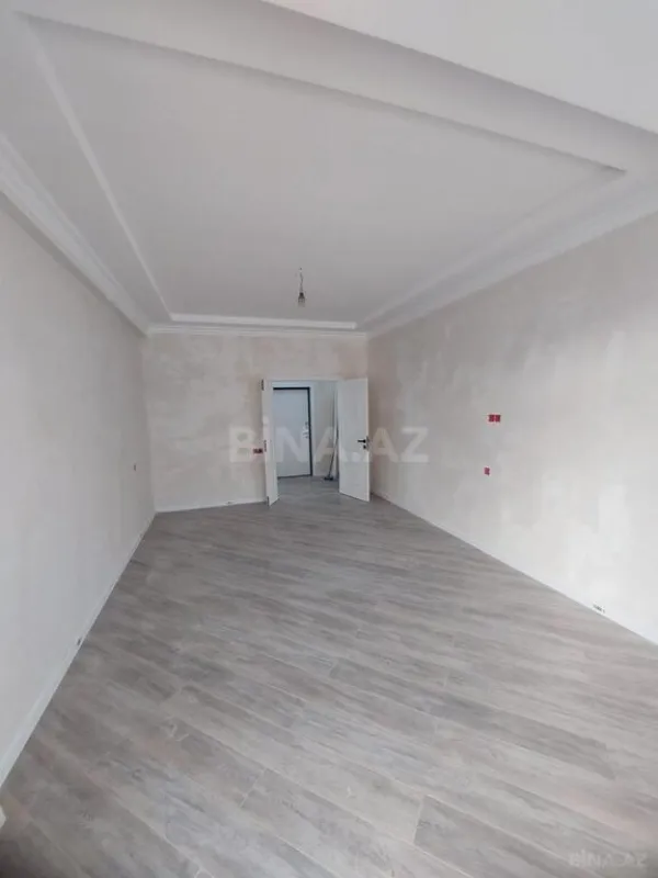Satılır 3 otaqlı mənzil 115 m²