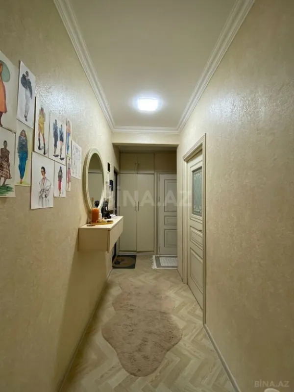 Satılır 2 otaqlı mənzil 65 m²