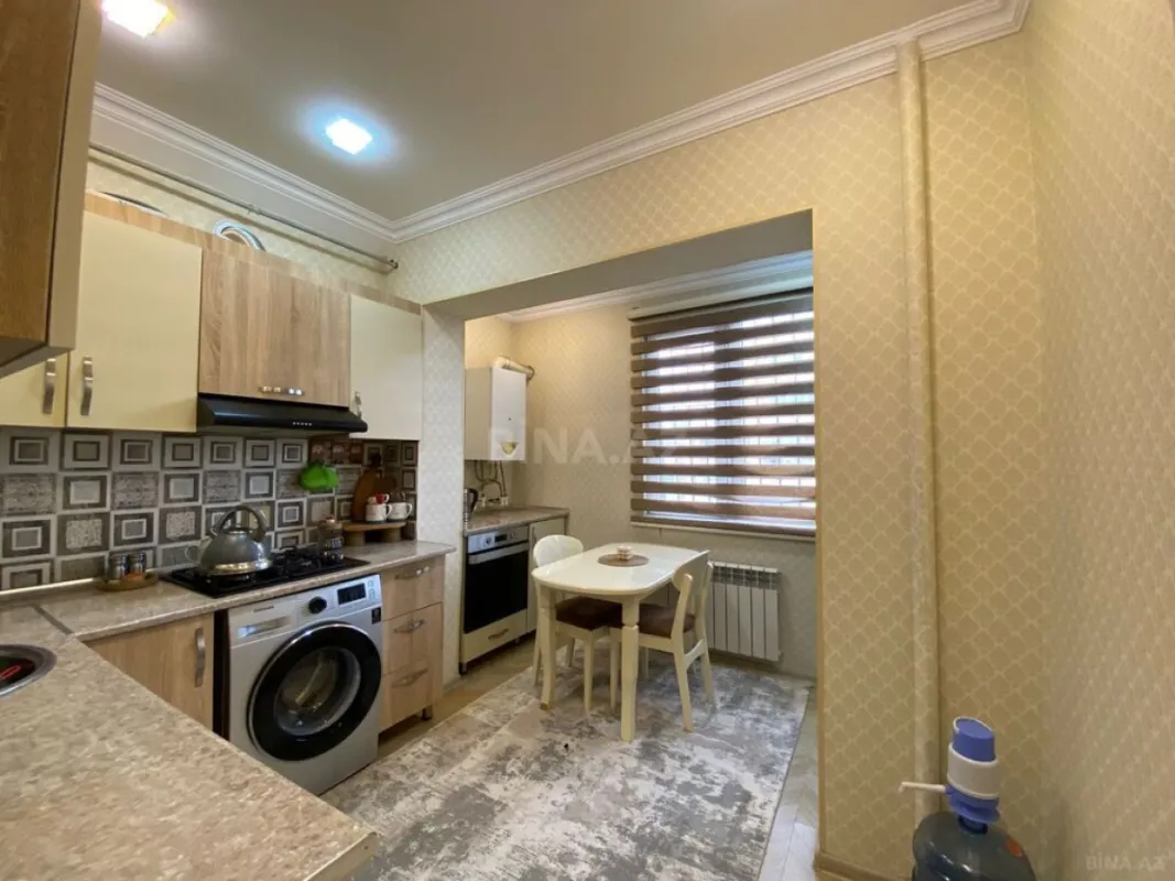 Satılır 2 otaqlı mənzil 65 m²