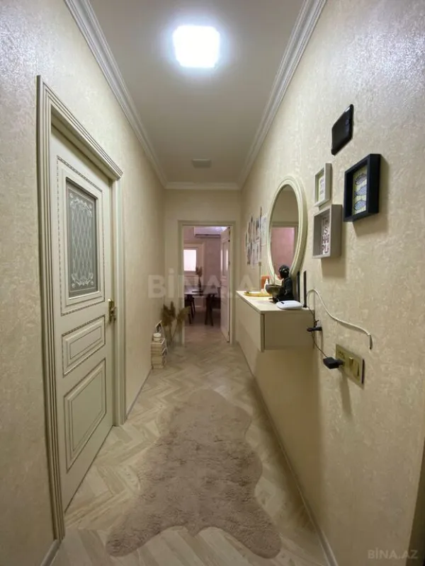 Satılır 2 otaqlı mənzil 65 m²