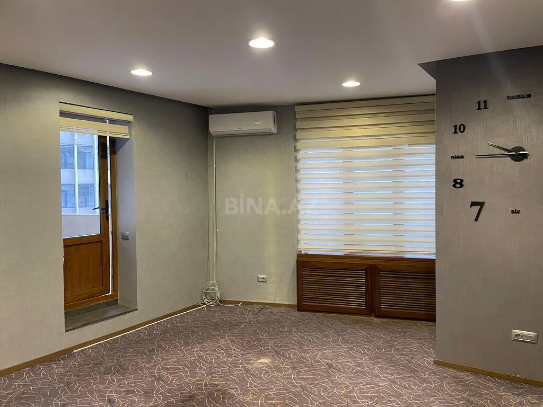 Kirayə verilir 5 otaqlı ofis 200 m²