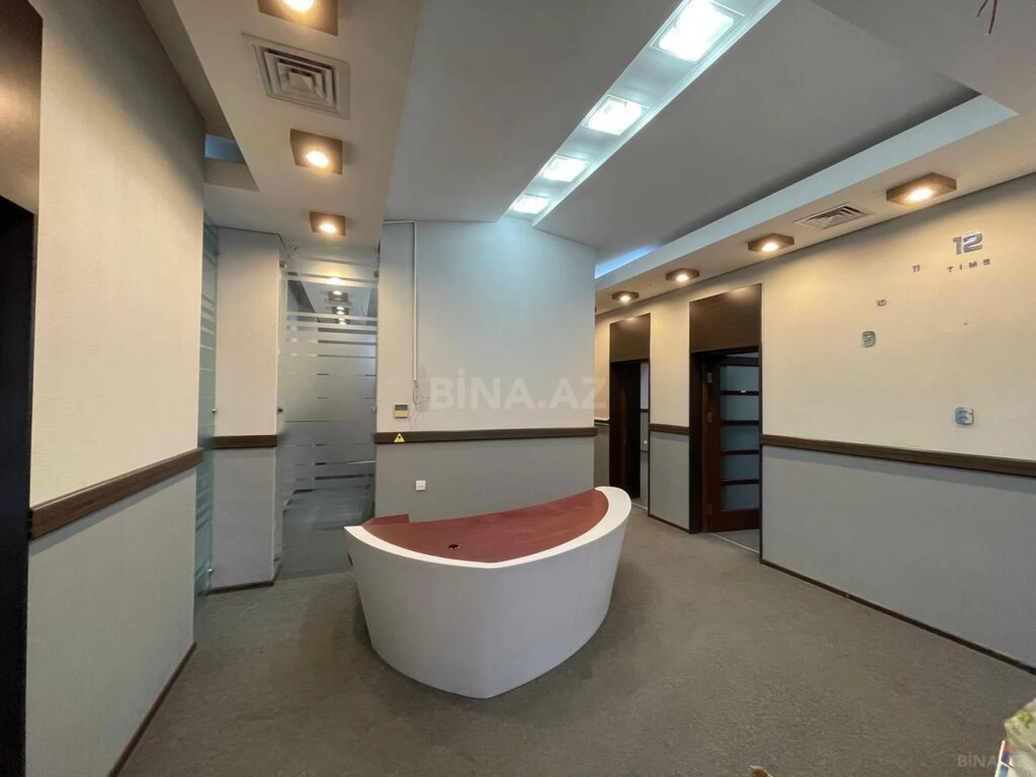 Kirayə verilir 5 otaqlı ofis 200 m²