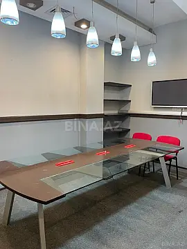 Kirayə verilir 5 otaqlı ofis 200 m²