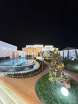 Satılır 5 otaqlı həyət evi 280 m²