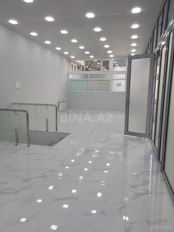 Satılır obyekt 121 m²