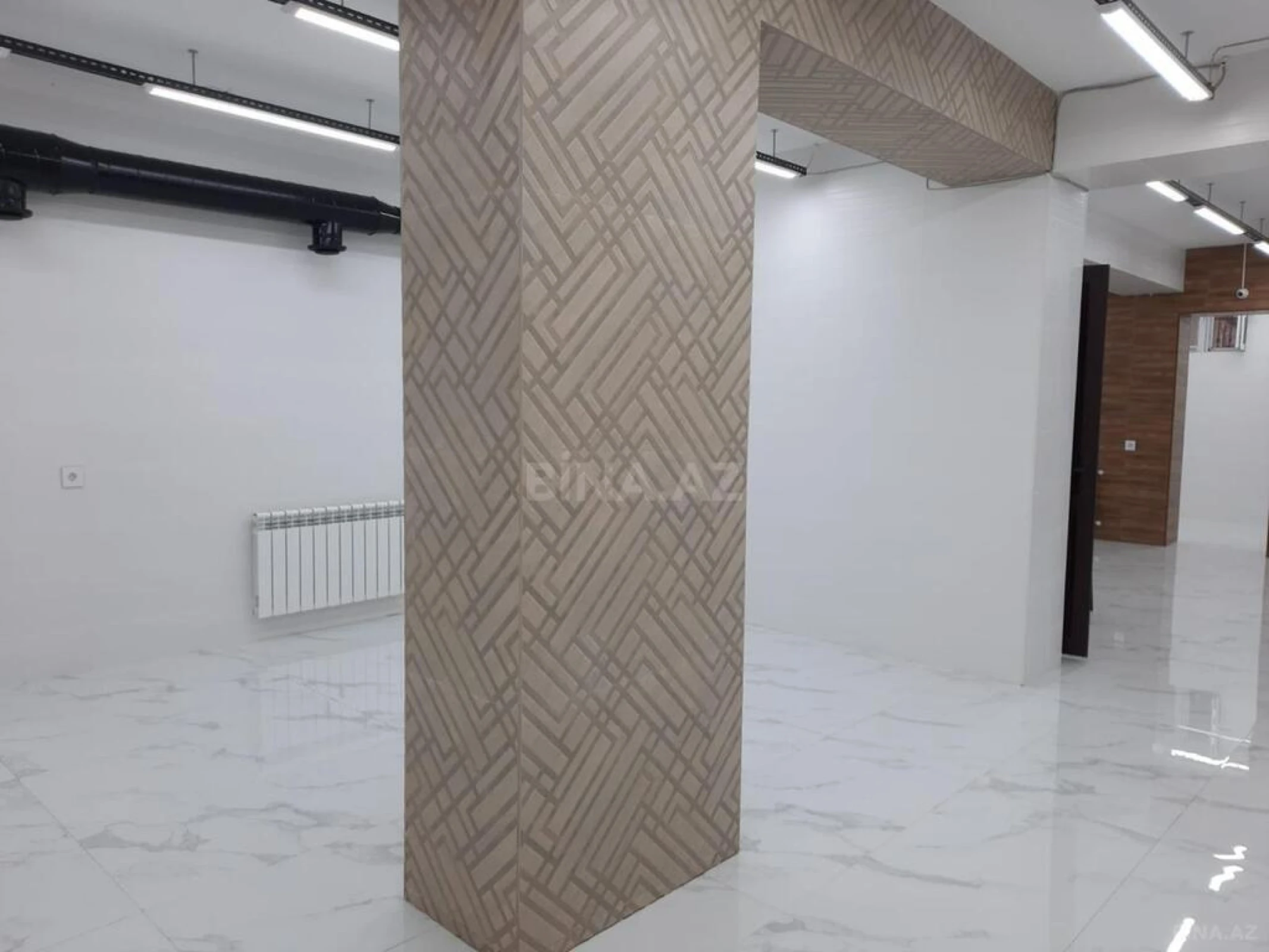 Satılır obyekt 121 m²