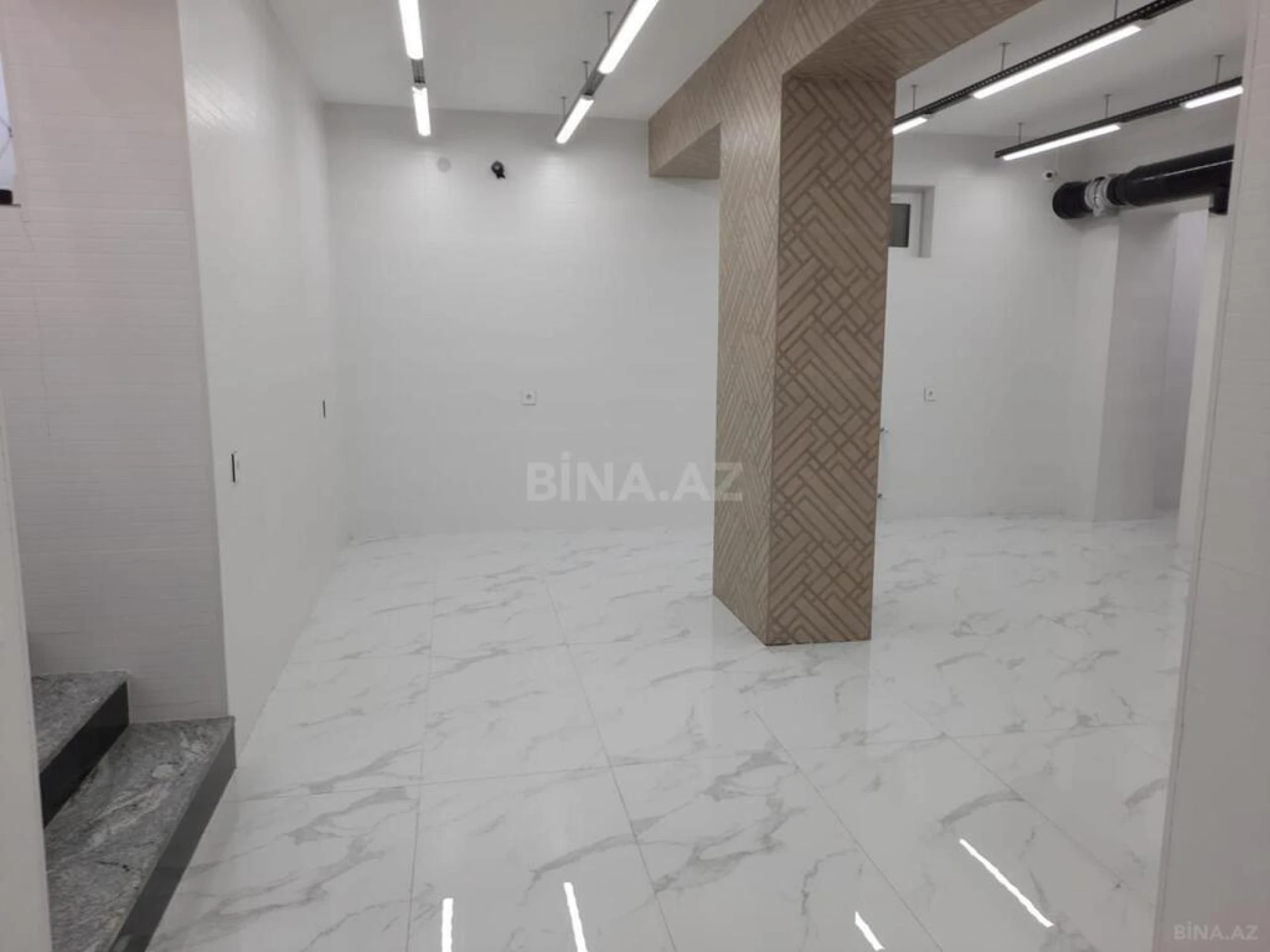 Satılır obyekt 121 m²