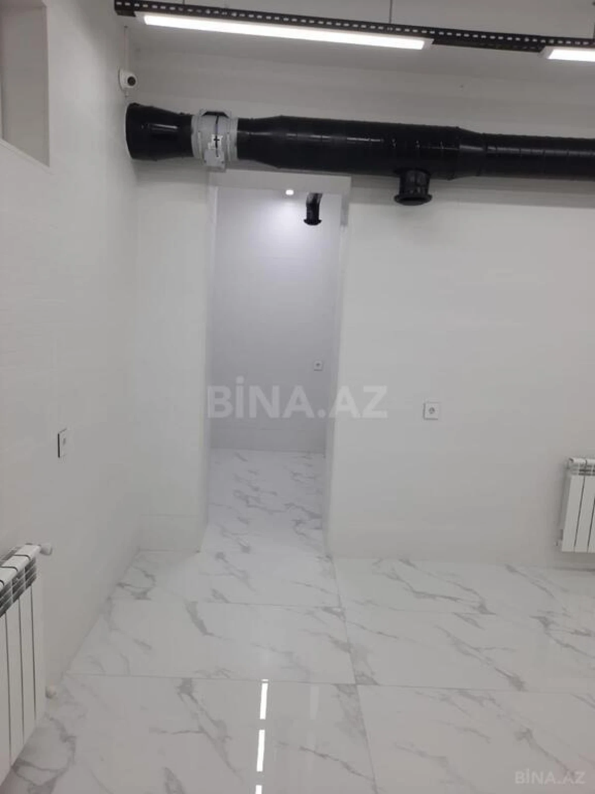 Satılır obyekt 121 m²