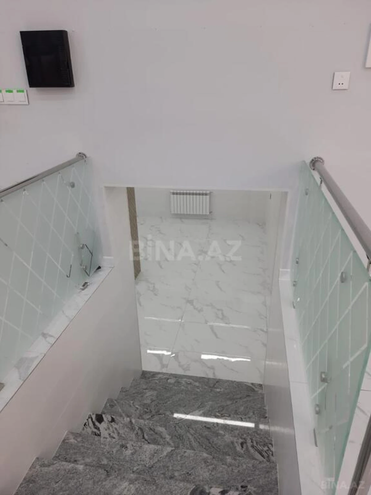 Satılır obyekt 121 m²