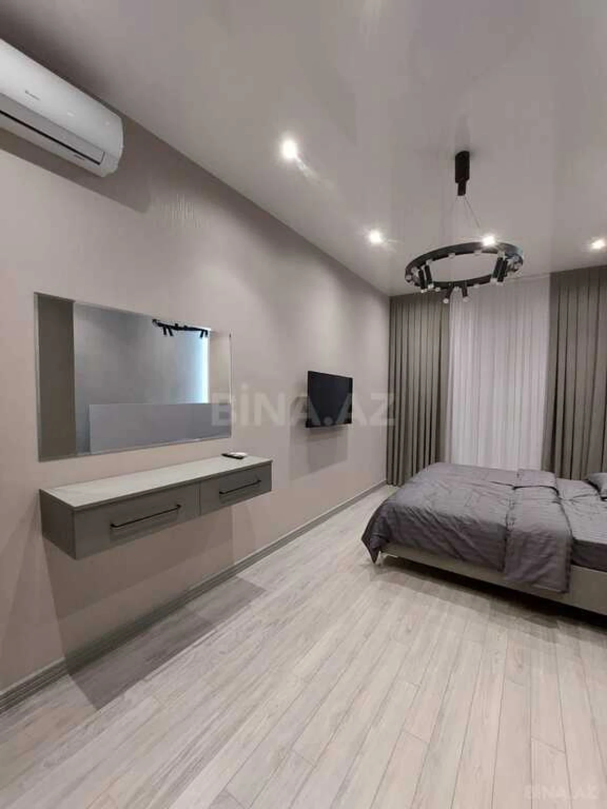 Kirayə verilir 3 otaqlı mənzil 140 m²