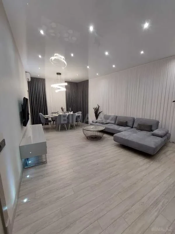 Kirayə verilir 3 otaqlı mənzil 140 m²