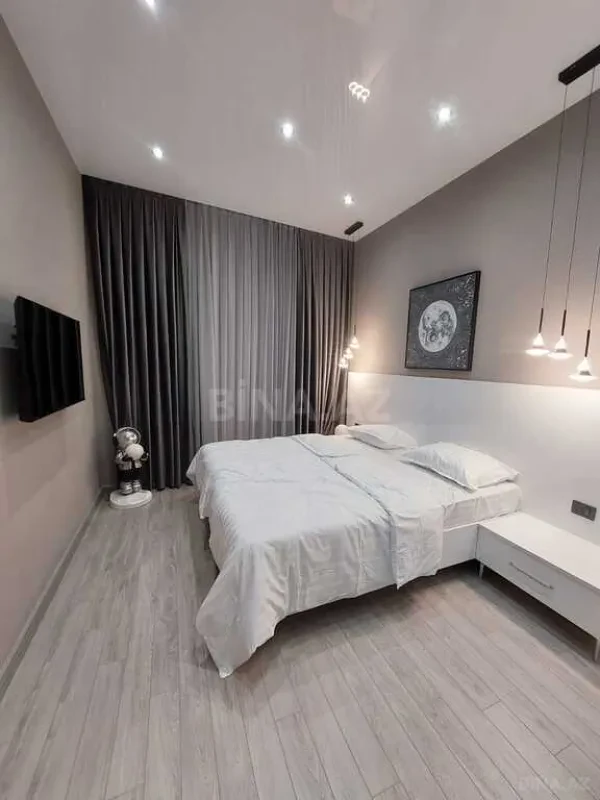 Kirayə verilir 3 otaqlı mənzil 140 m²