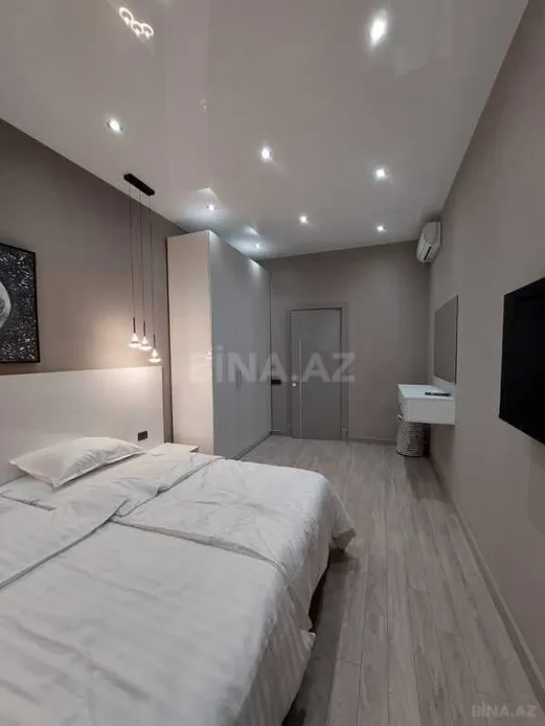 Kirayə verilir 3 otaqlı mənzil 140 m²