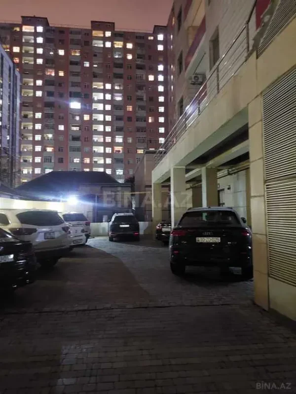 Kirayə verilir 3 otaqlı mənzil 140 m²
