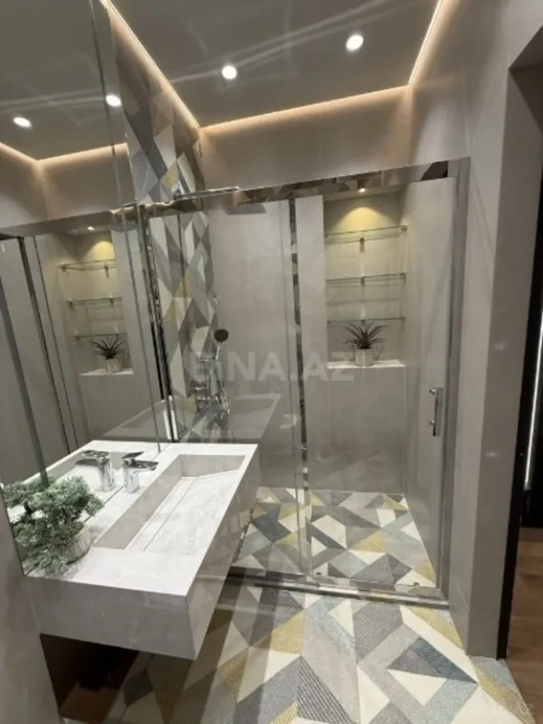 Kirayə verilir 3 otaqlı mənzil 105 m²
