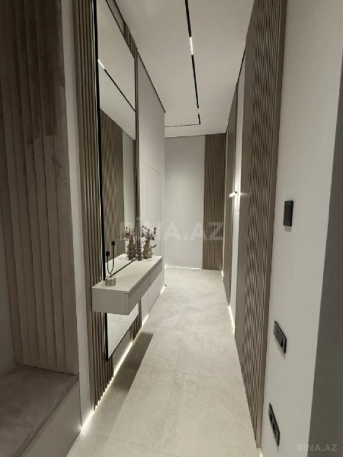 Kirayə verilir 3 otaqlı mənzil 105 m²