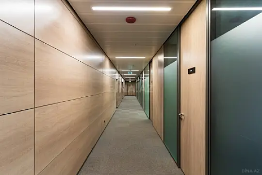 Kirayə verilir 1 otaqlı ofis 24 m²