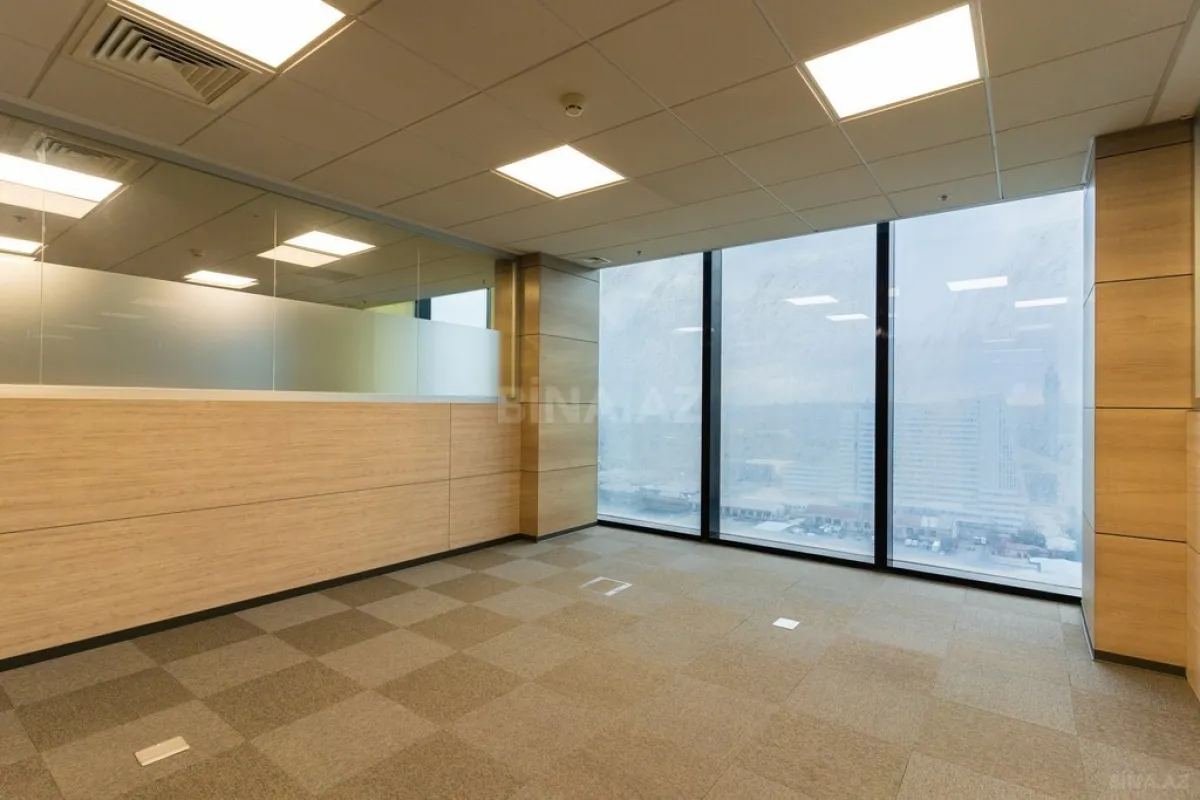 Kirayə verilir 1 otaqlı ofis 24 m²