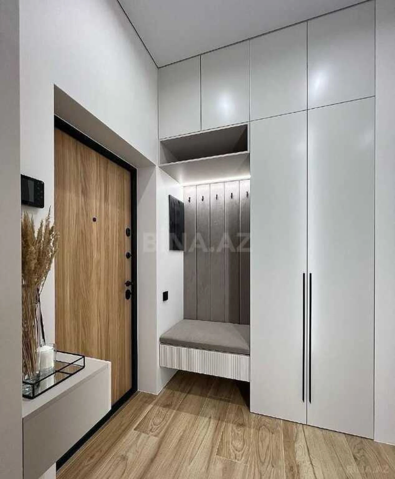 Kirayə verilir 2 otaqlı mənzil 66 m²