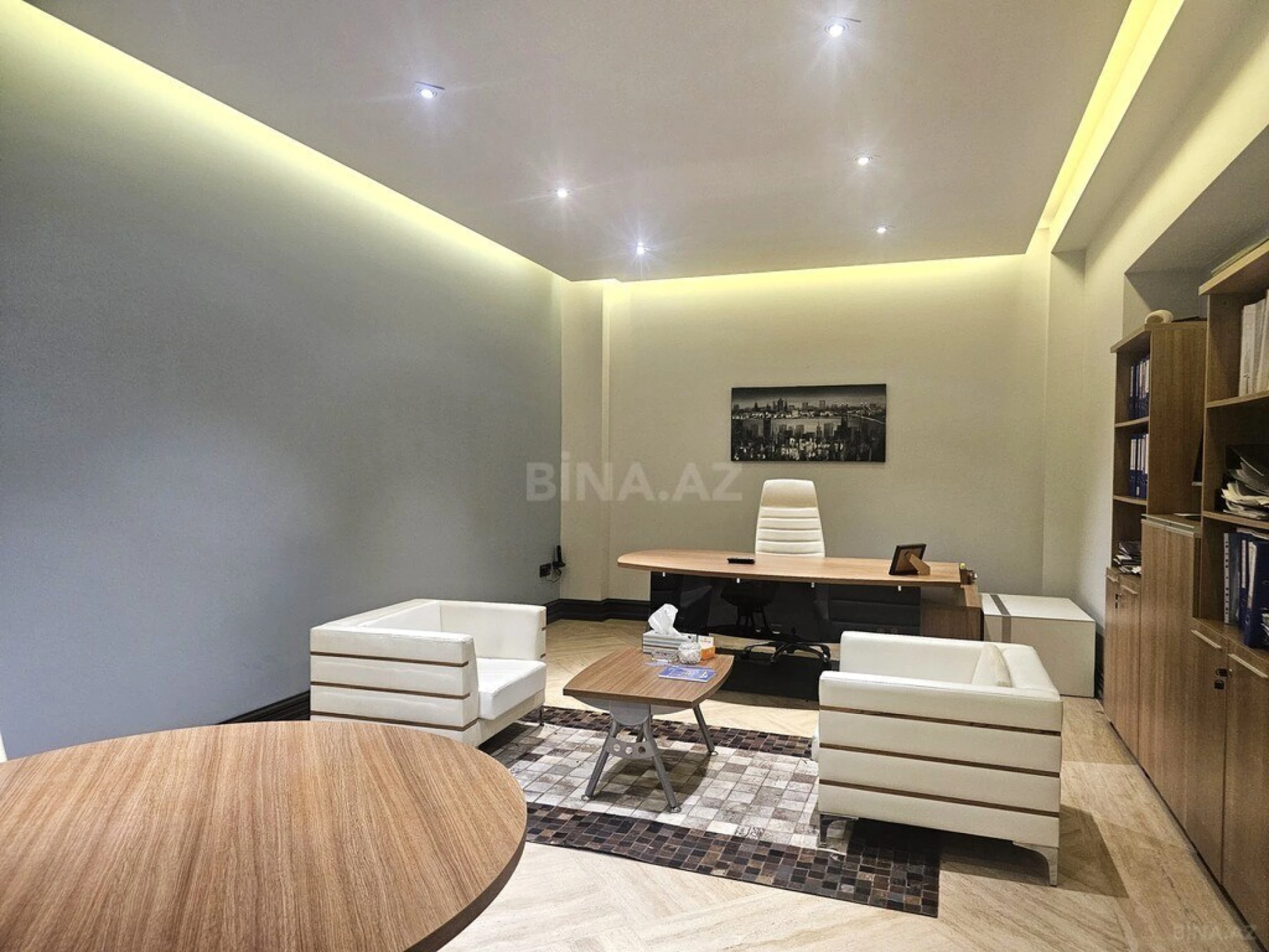 Satılır obyekt 1400 m²