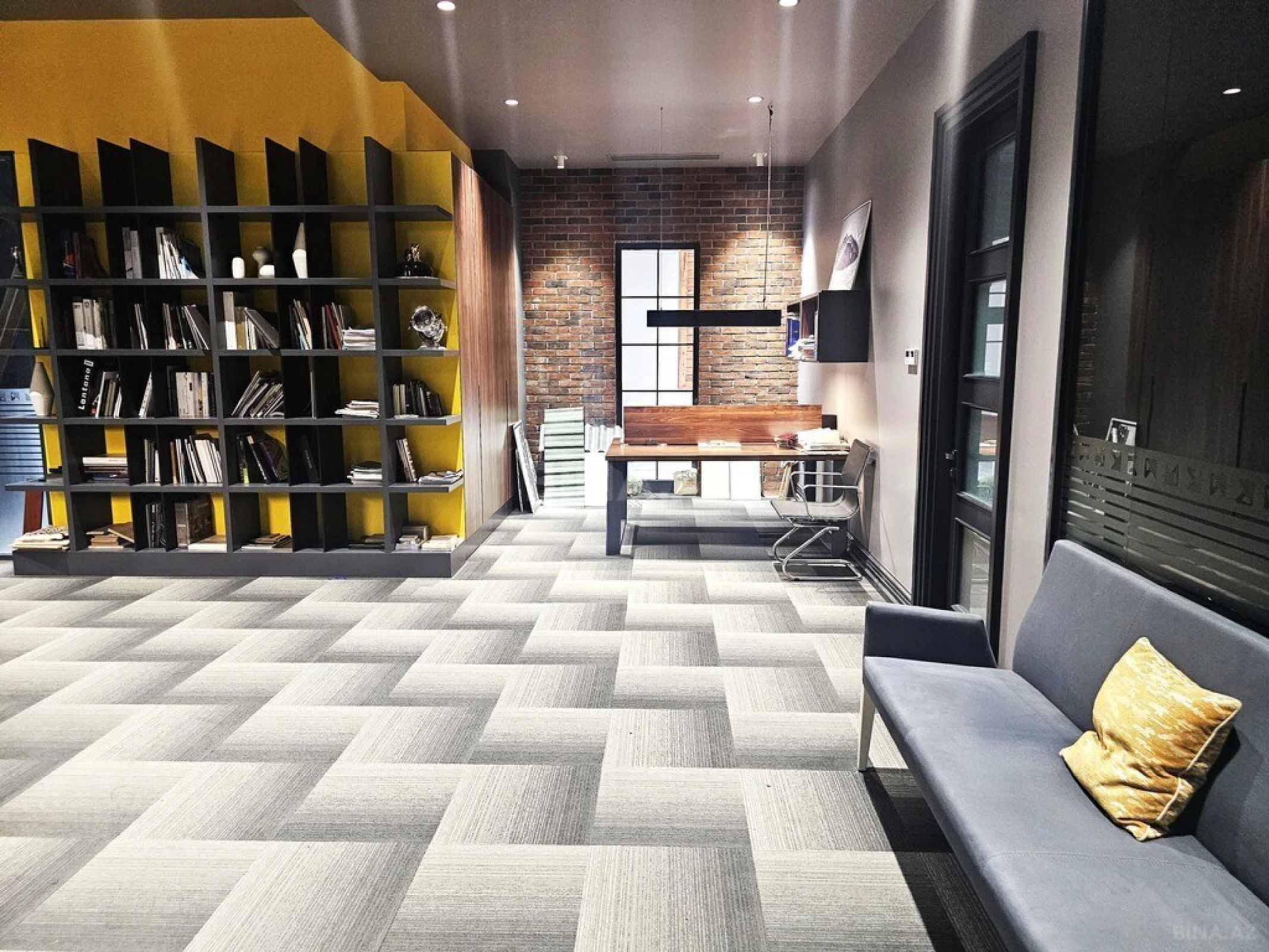 Satılır obyekt 1400 m²