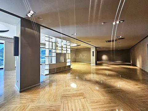 Satılır obyekt 1400 m²