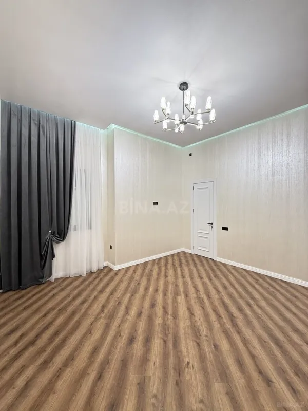 Satılır 4 otaqlı həyət evi 200 m²