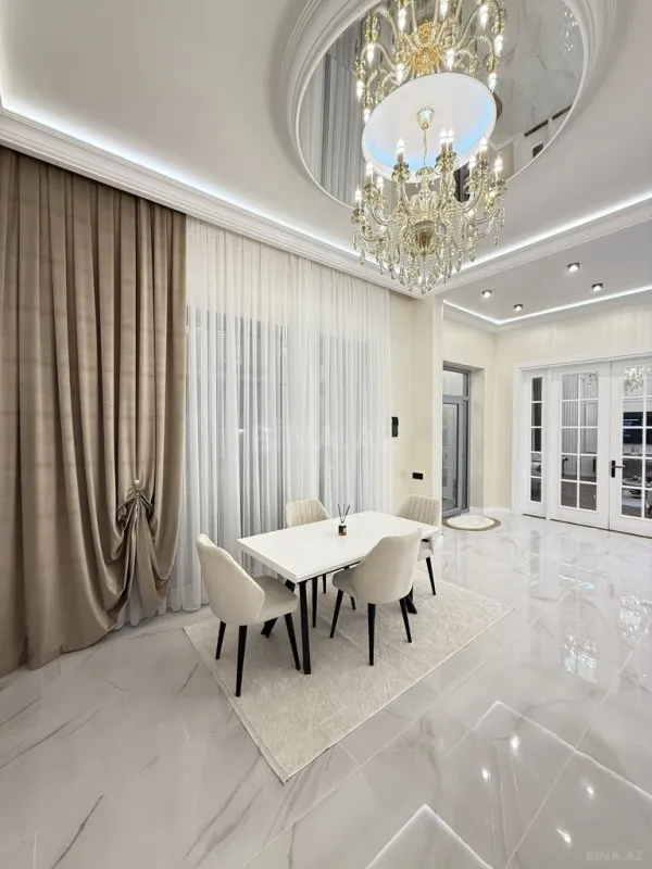 Satılır 4 otaqlı həyət evi 200 m²