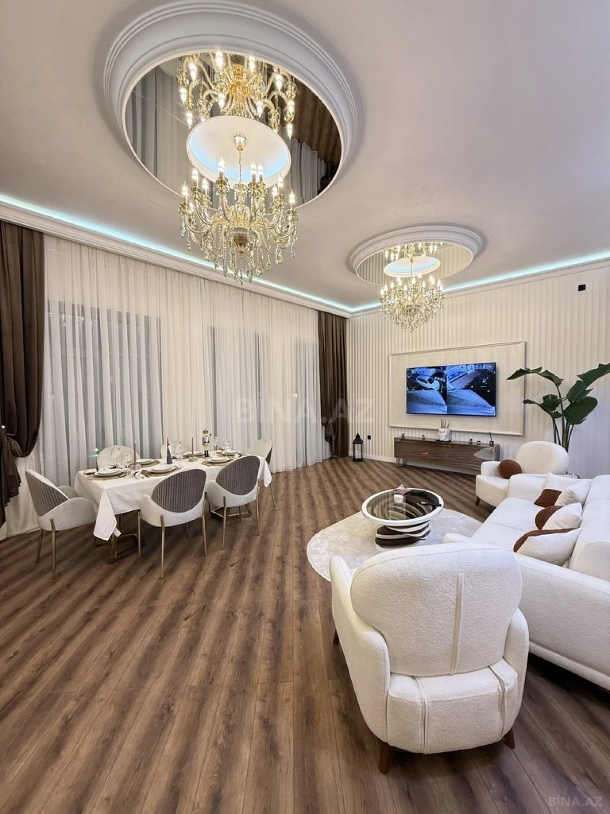 Satılır 4 otaqlı həyət evi 200 m²