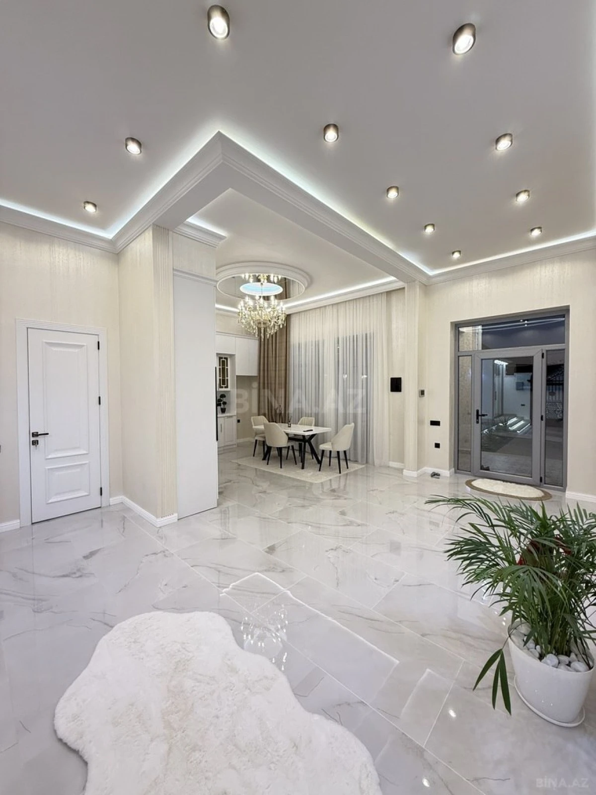 Satılır 4 otaqlı həyət evi 200 m²