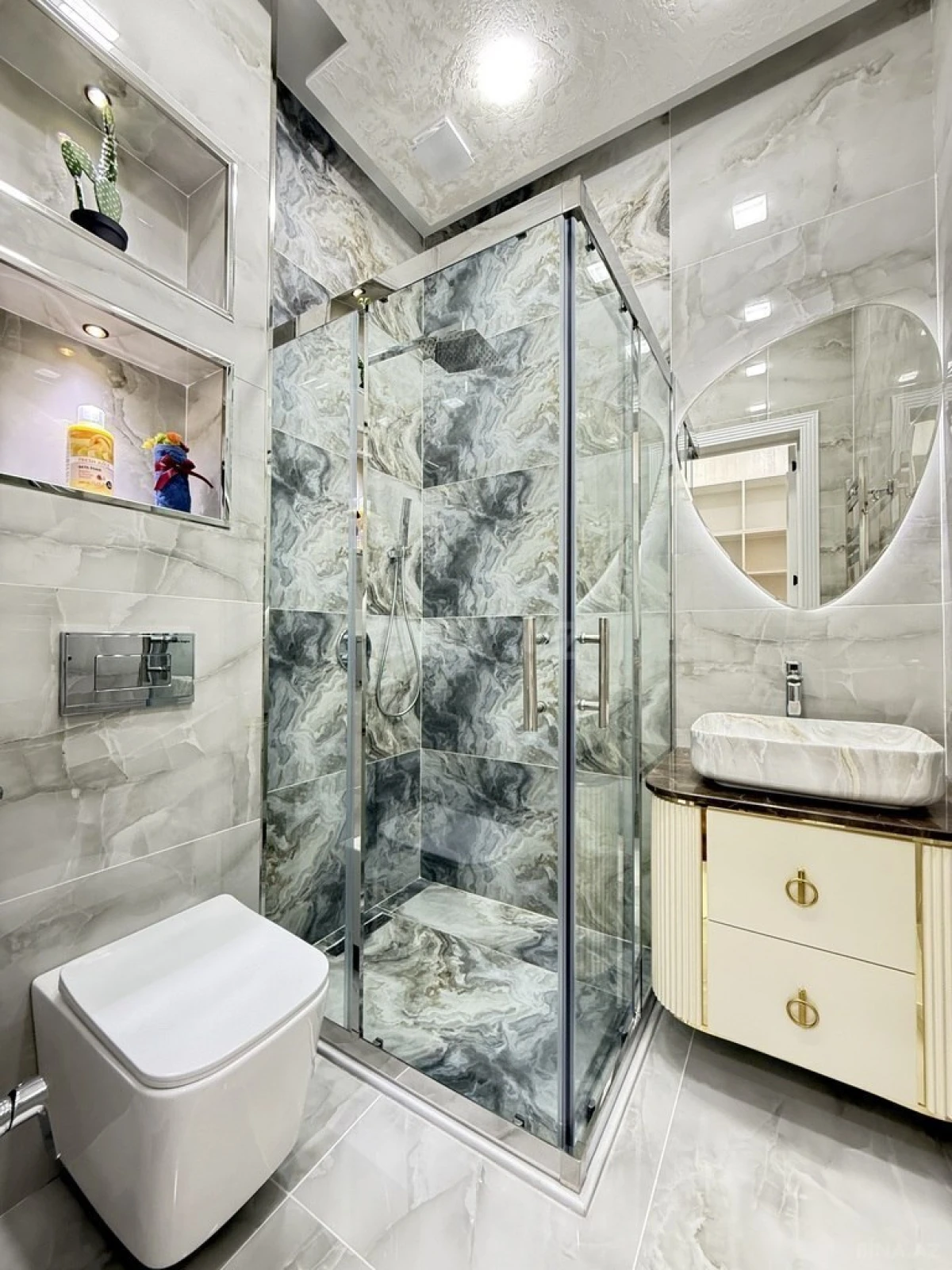 Satılır 4 otaqlı həyət evi 200 m²