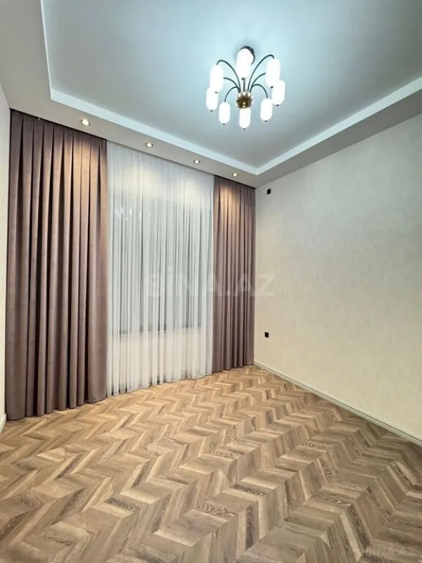 Satılır 4 otaqlı həyət evi 220 m²