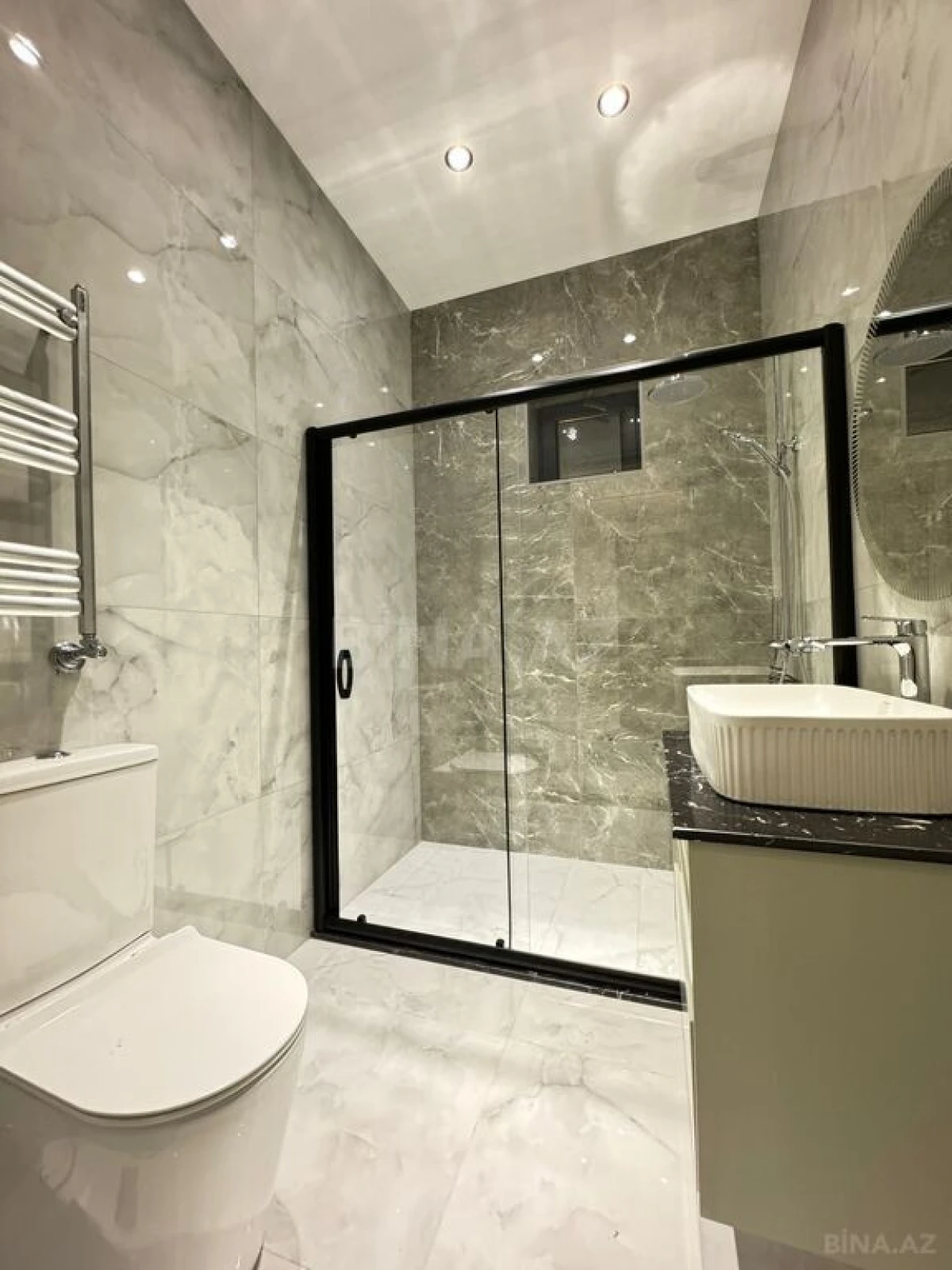 Satılır 4 otaqlı həyət evi 220 m²