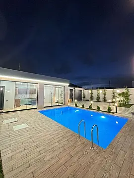 Satılır 4 otaqlı həyət evi 220 m²