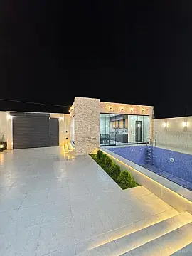 Satılır 4 otaqlı həyət evi 200 m²